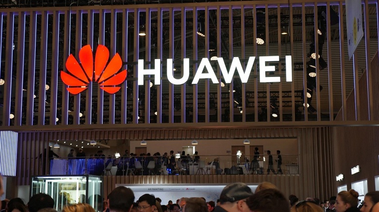 Huawei пришлось заменить в своих устройствах около 13 000 деталей из-за санкций США